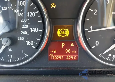 2006 BMW 330I из США, поврежденный, VIN WBAVB33556PS10681